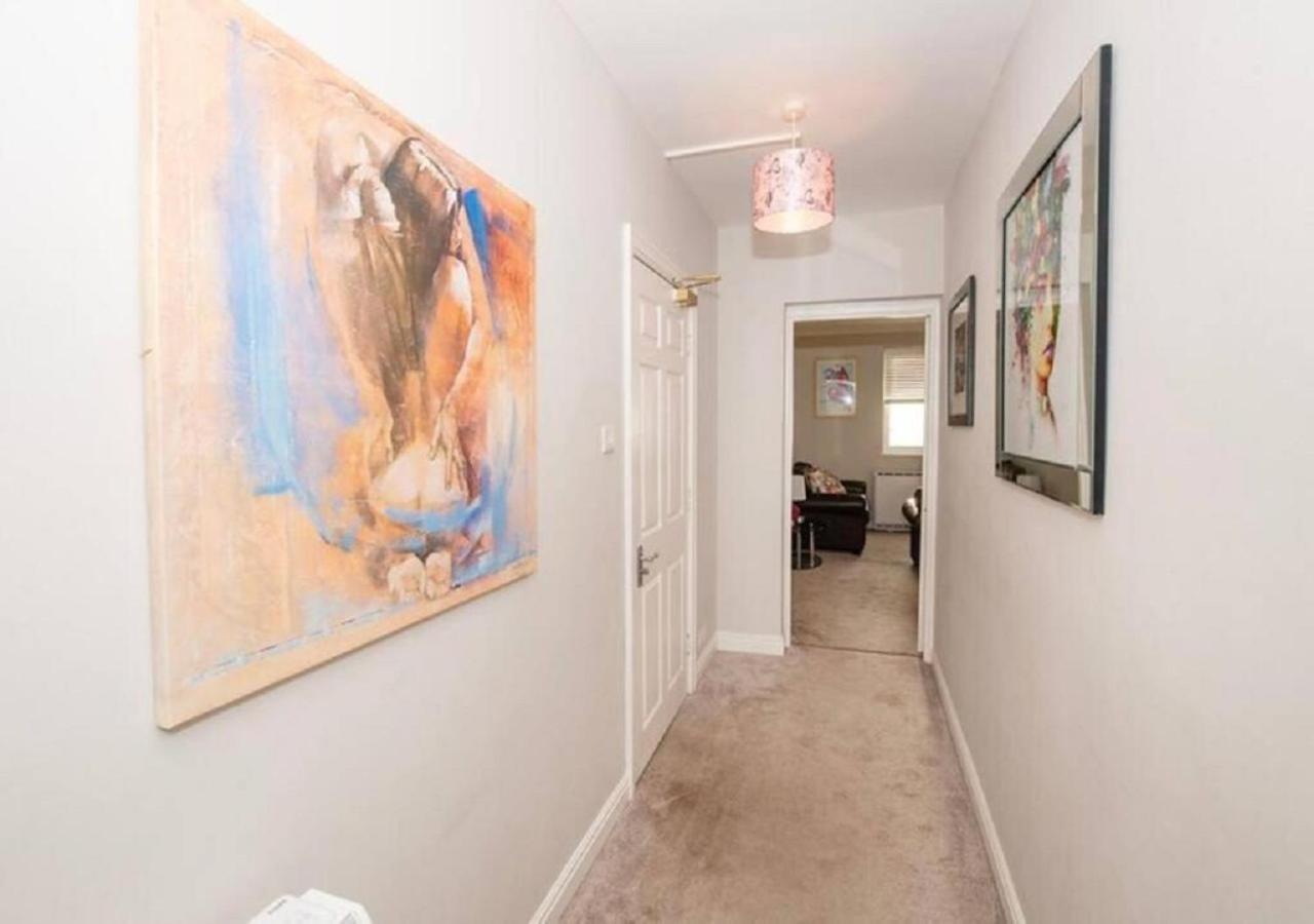 Pelican-Stylish 2-Bed Apartment Close To Beach & Town Scarborough Exterior foto